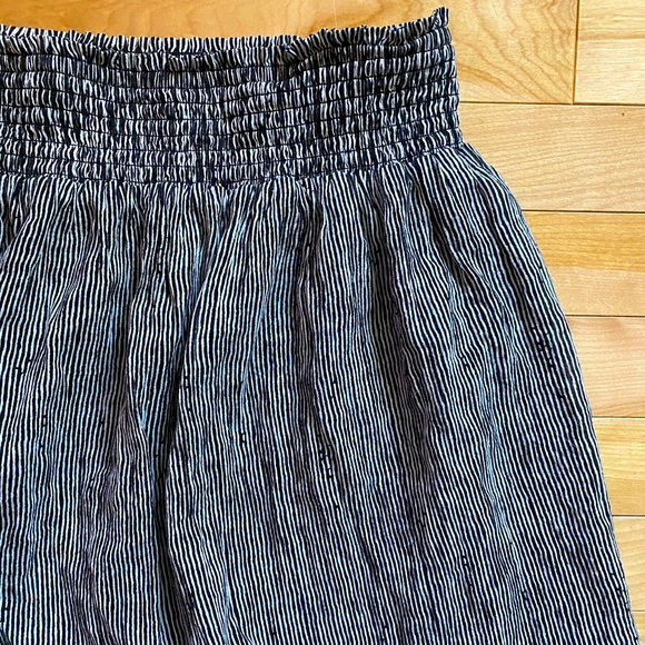 OLD NAVY Black & White Print Skirt - Picture 4 of 6